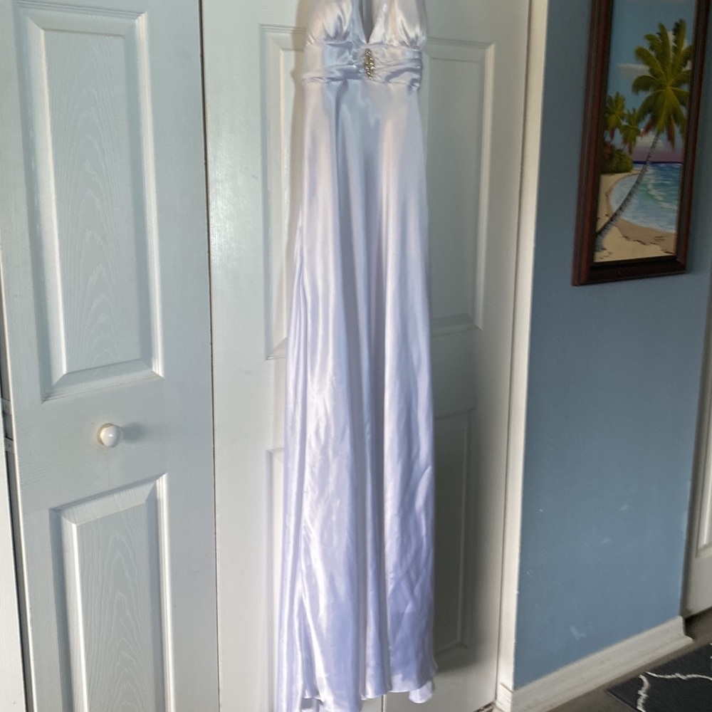 Davids Bridal silky Wedding Gown new - Picture 4 of 10
